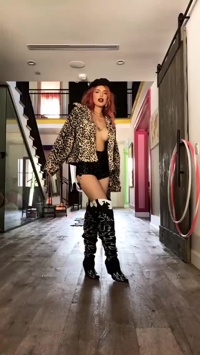 Bella Thorne