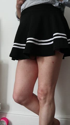 Under the skirt...