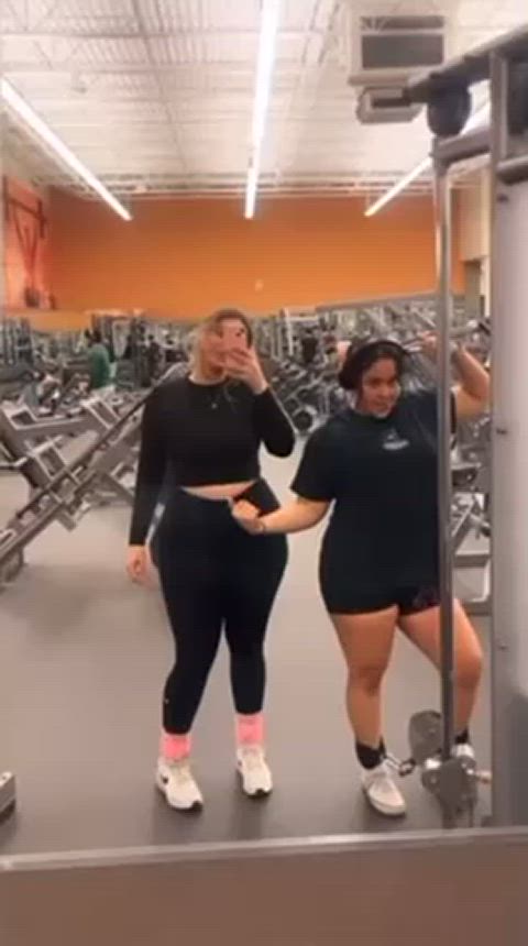 alejandra gil sbbw thick thick thighs gif