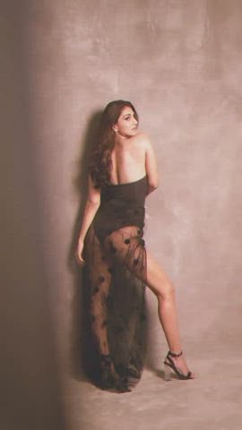 Vaani kapoor ass