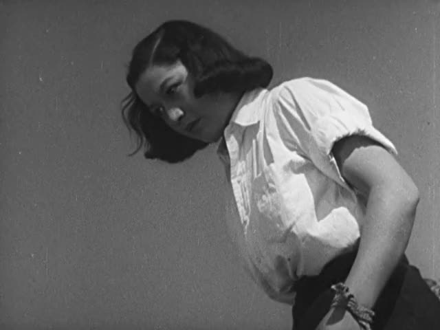 No-Regrets-for-Our-Youth-1946-GIF-00-06-21-setsuko