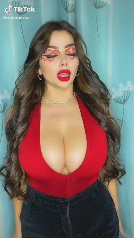 Big Tits Boobs Busty Long Hair Natural Tits TikTok Top gif