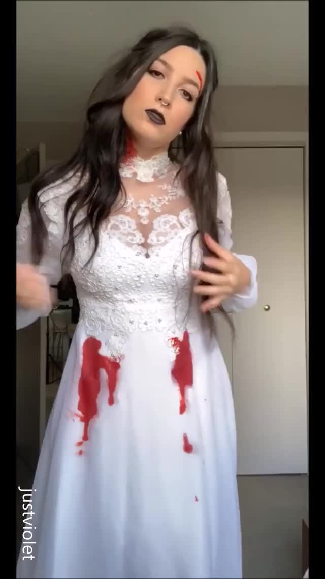 dead bride costume with fake blood!