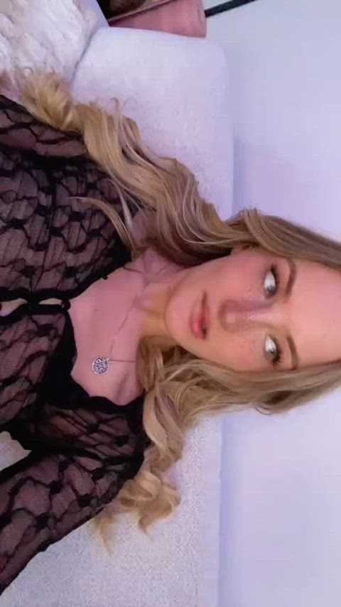 Blondysummer - yogiesummer - More tiktok flashing videos on my tiktok likes (juanmomo45)