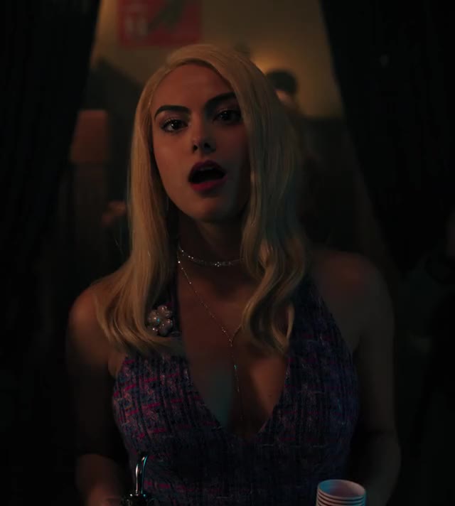 Camila Mendes