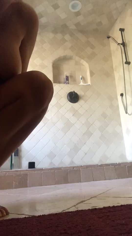 [1415150] Showering off my threeway filth... #nsfw [2018-04-30]