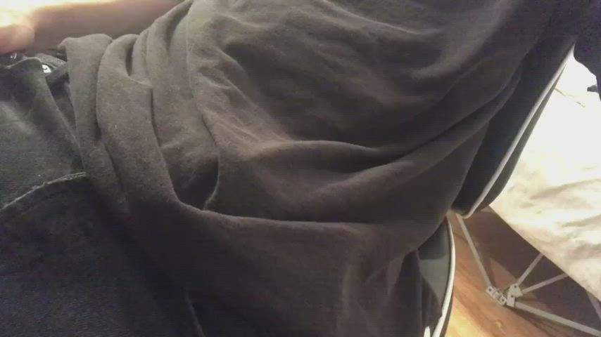 Whats hiding under my shirt?