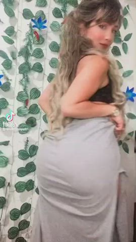 Big Ass Skirt Twerking gif