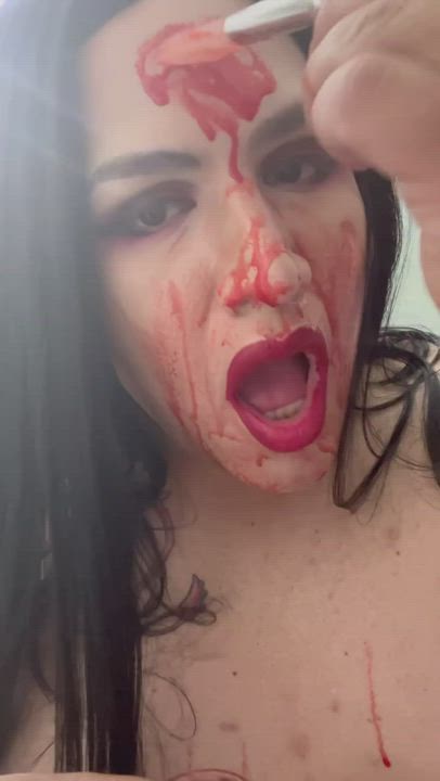 Countess Beauty Ritual 🩸cum see me in hemoglobic ecstasy 👄