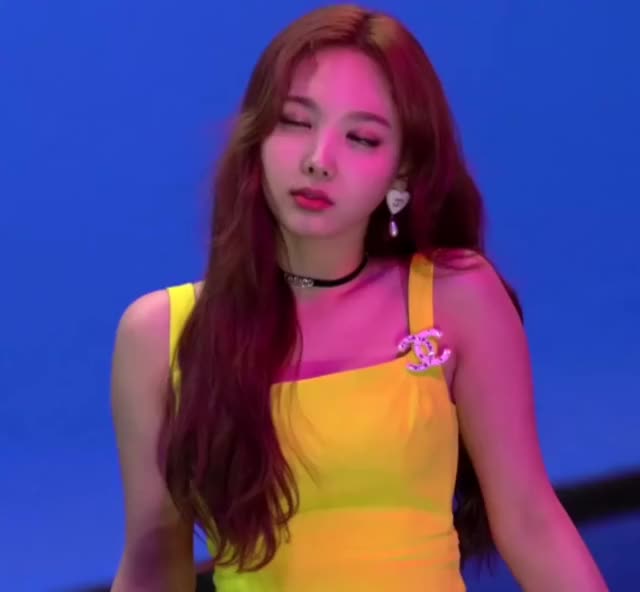 126. Twice - Nayeon