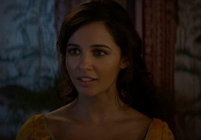 celebrity female naomi scott gif