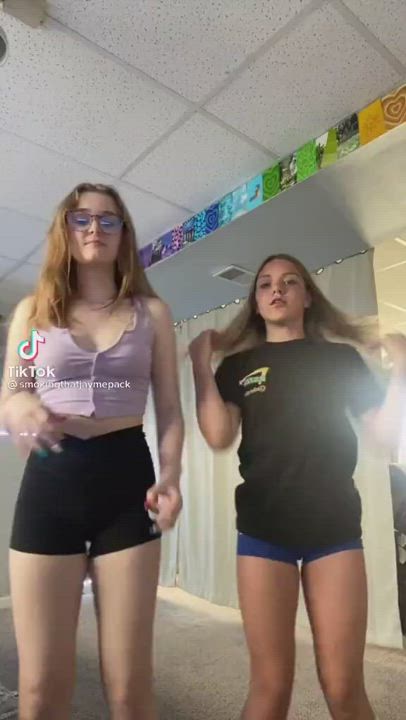 Dancing Pawg TikTok gif