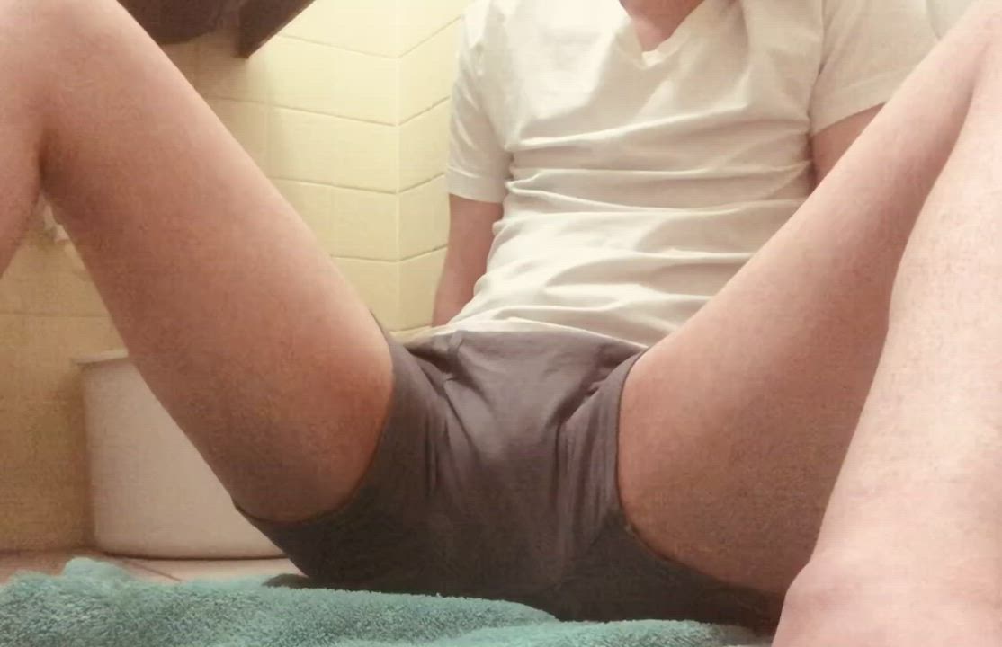 Clothed FTM Piss gif