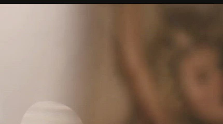 Rachael Taylor in "The Loft" (2014)