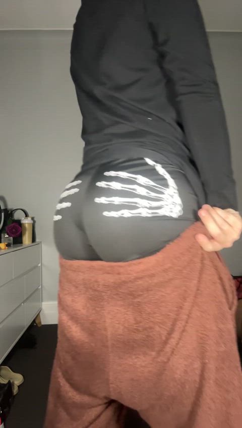 ass big ass booty bubble butt caption onlyfans phat ass solo tease thick big-asses