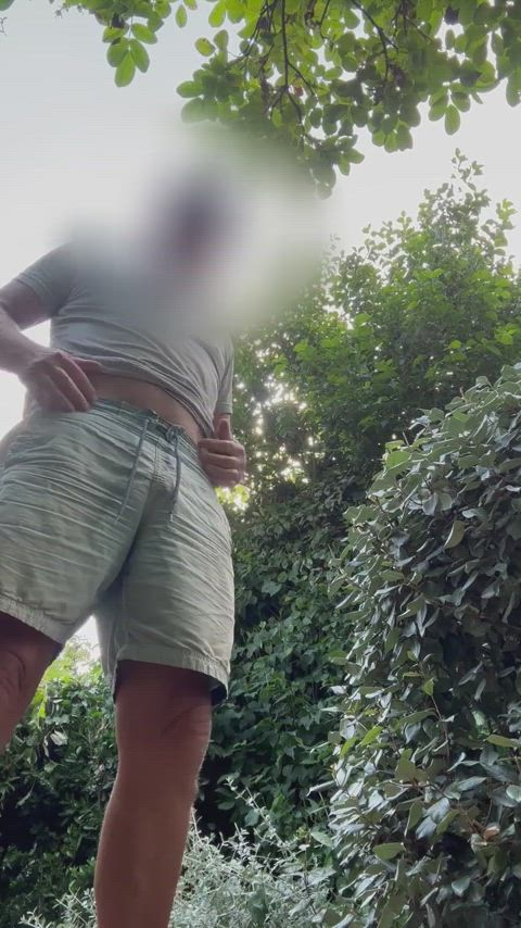 amateur cock male outdoor peeing gif