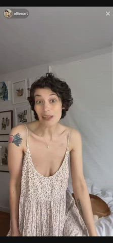 boobs braless downblouse nipples nipslip tits gif