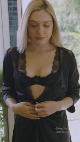 Candid Celebrity Elizabeth Olsen Handjob Robe Strip Voyeur gif