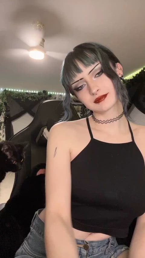 amateur ass big tits boobs cute goth homemade onlyfans tits gif