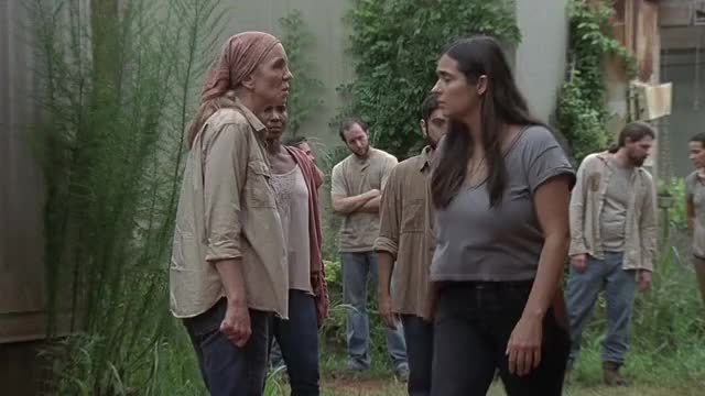 Alanna Masterson Jiggling Jugs in The Walking Dead