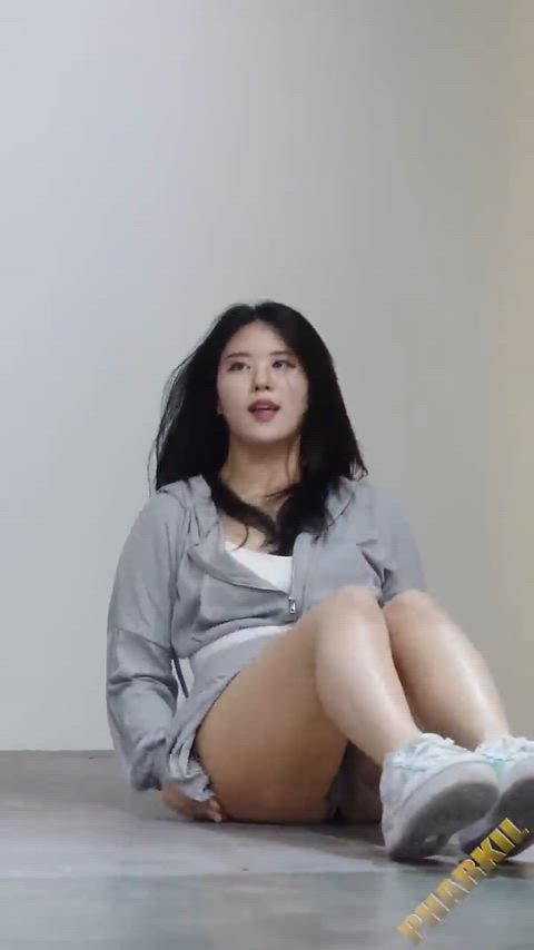 dancing tease upskirt kpop gif