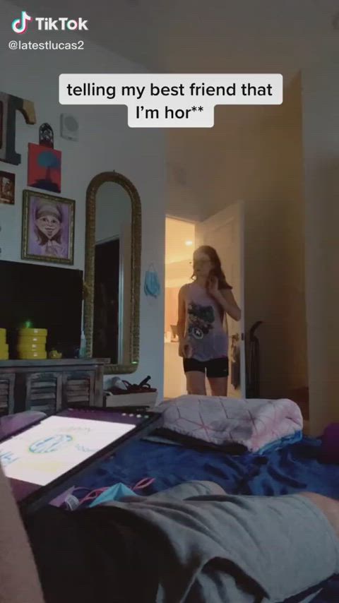 friends roommate tiktok tik-tok gif