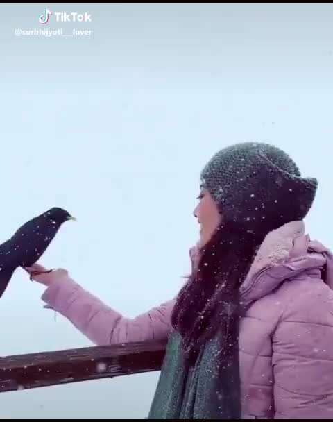  #slowmo #snow #surbhijyoti