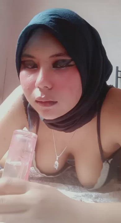 Boobs Hijab Malaysian gif