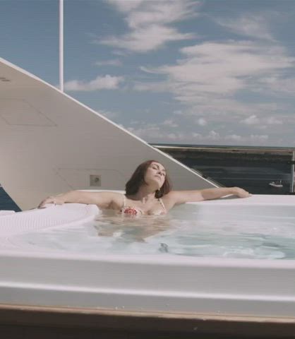 Elena Sofia Ricci (56) In Loro (2018)