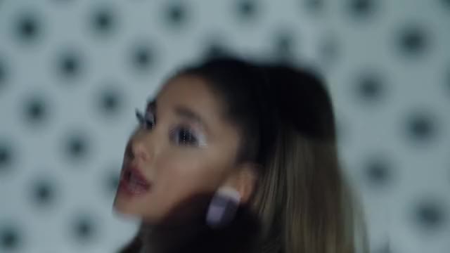 ArianaGrande — (34+35 MV • ProRes) (16)