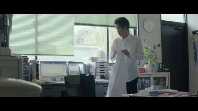 小松菜奈が全力疾走！　映画「恋は雨上がりのように」主題歌「フロントメモリー」MVが公開