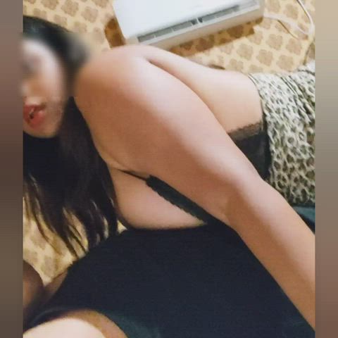 (Ogif)Do u horny guys &amp; bulls want me to bounce on ur cocks with my boobs