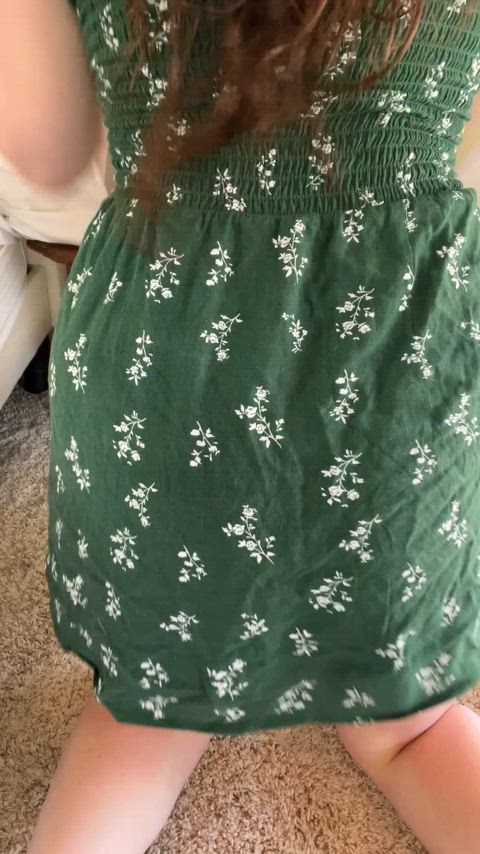 sundresses should be worn without panties right?