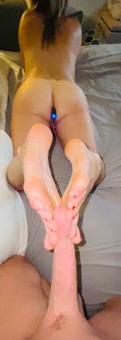 Sexy foot job tease