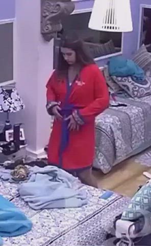 Girl on Big Brother forgets about cameras