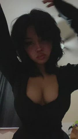 Latina Pretty TikTok gif