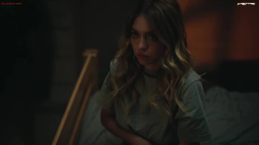 Big Tits Interracial Sydney Sweeney gif