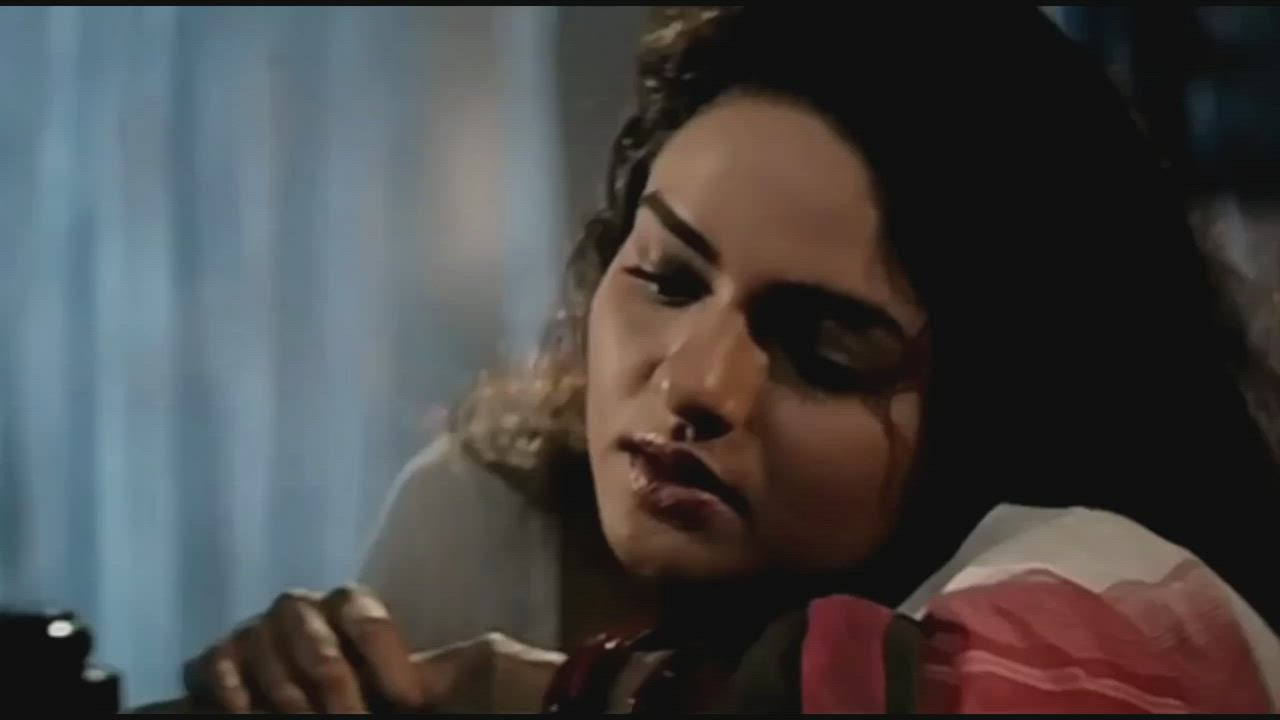 Madhoo sensual bed scene (Checkout the full compilation, link in the comments)