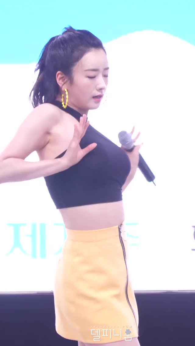 Apink - Bomi 190601