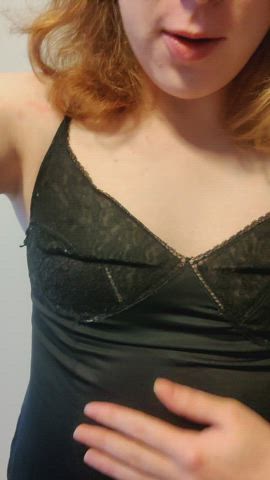 Do you like my new dress? 😜🤭