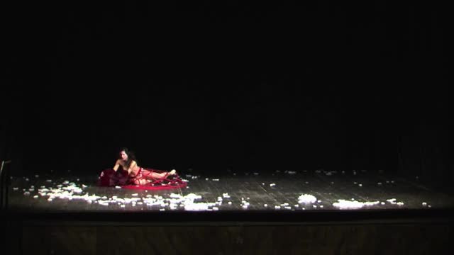 Francesca Selva in "Oppio"