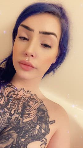 Wet Bathtub Boobies💦😋