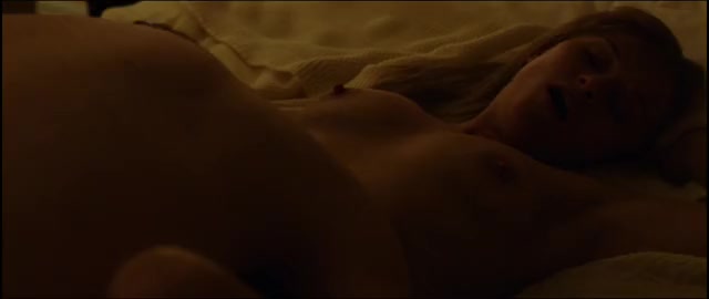 Reese Witherspoon in 'Wild' [xpost /r/CelebsGW] [GIF]