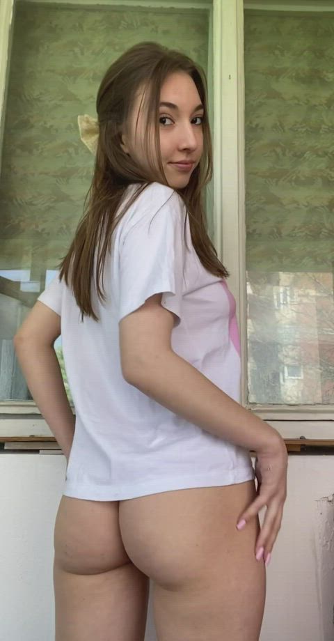 teen onlyfans cute gif