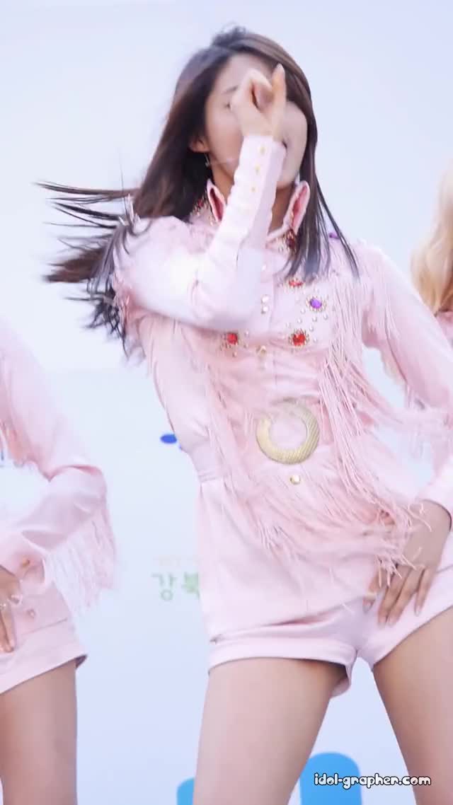 AOA Seolhyun 18 y/o Touching Herself on Stage