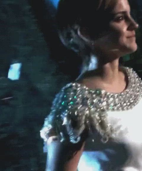 ass emma watson walking gif