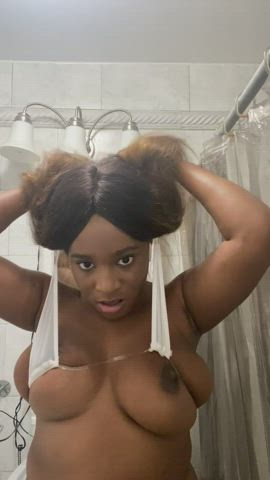 Amateur Big Tits Boobs Ebony Homemade Natural Tits gif