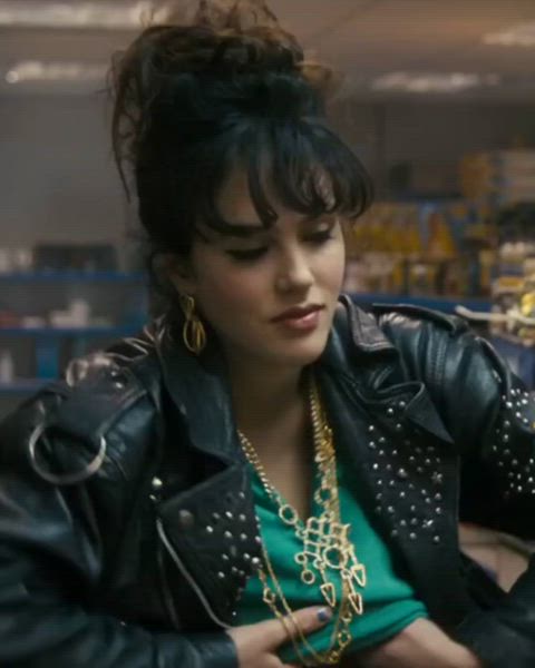 [Topless] Jessica Brown Findlay in Albatross (2011)