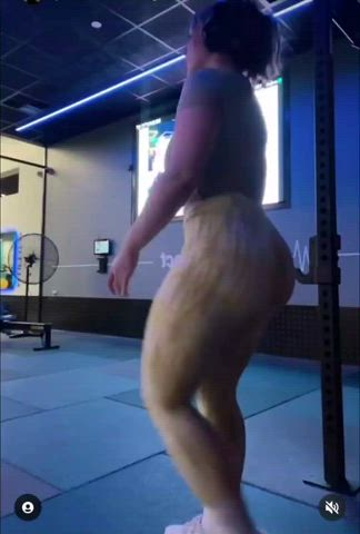ass big ass booty gym twerking gif