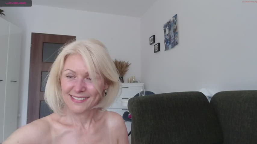 camgirl cute gilf gif